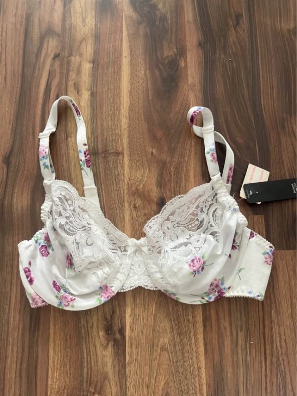 NWT white floral bra Size 36C